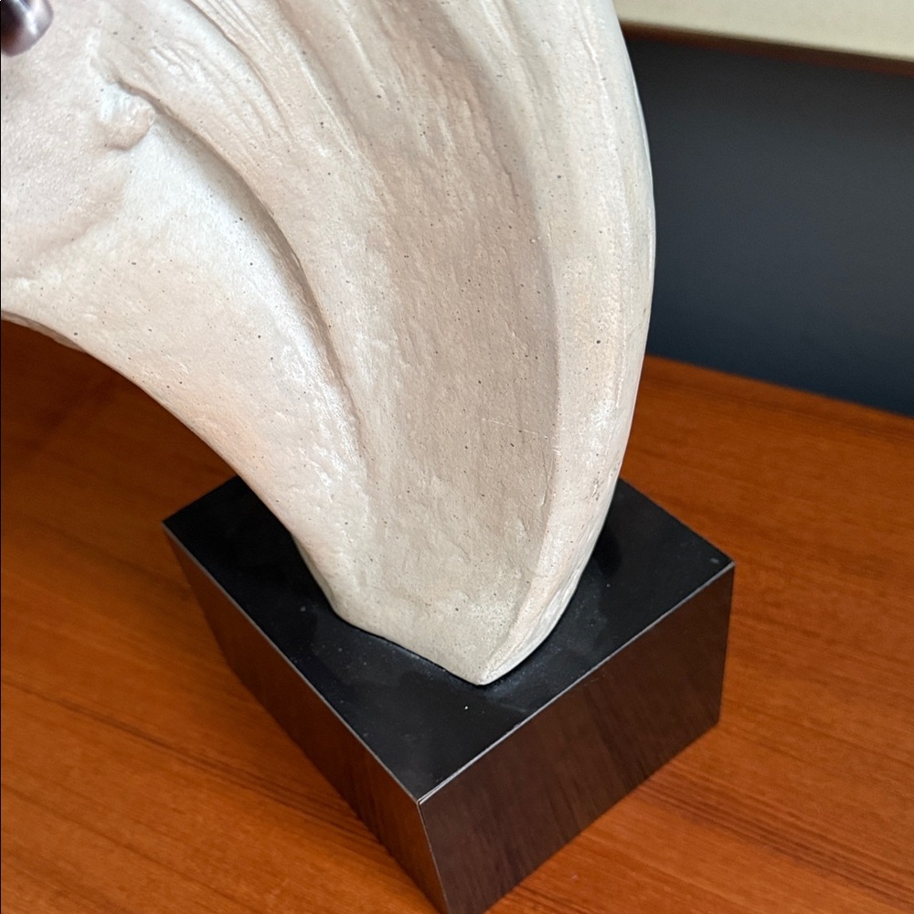 vintage Austin Productions "Stargazer" sculpture by artist David Fisher - Picture 5 of 10